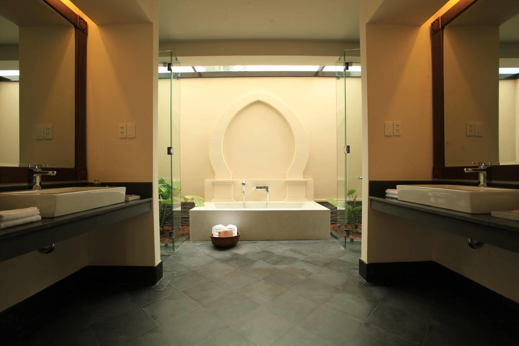 Pulchra Resort Danang Екстериор снимка